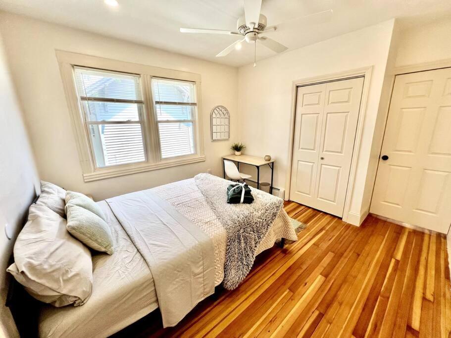 Modern Apartment - 3 Bedrooms, 2 Bathrooms New York City Exterior photo